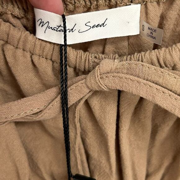 NWT Mustard Seed Dark Taupe Smocked Bodice Drawstring Tie Romper Small - Picture 3 of 8